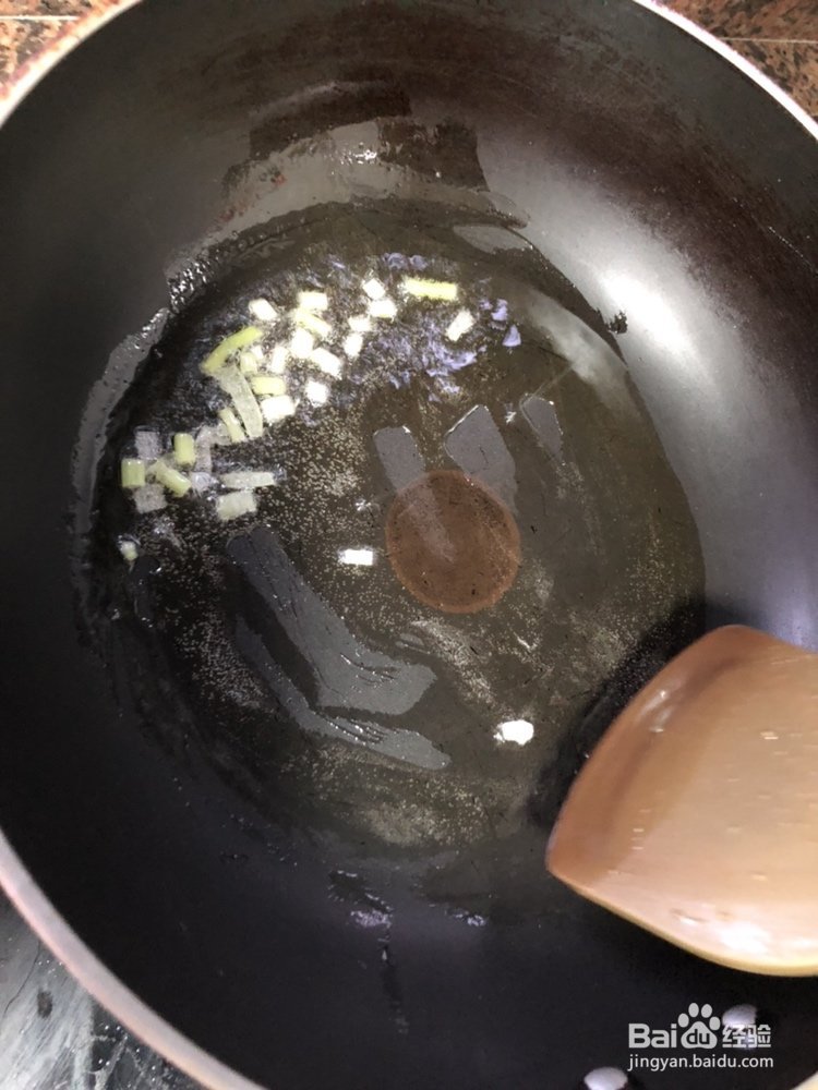 莲藕炒肉的做法