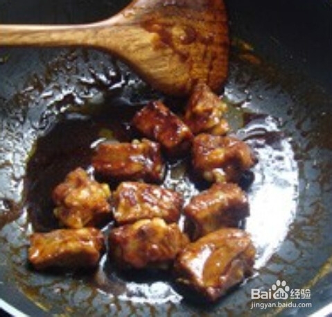 家常菜土豆炖排骨