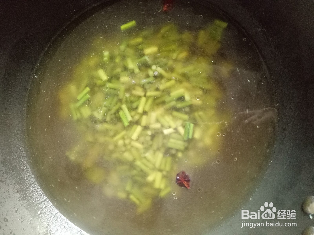 蒜苔鸡蛋面的家常做法