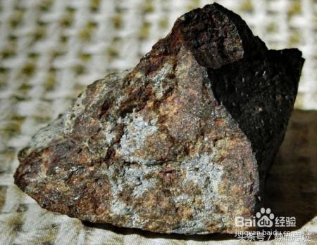你还在为你的陨石真假而烦恼吗