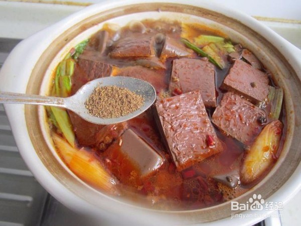 怎么做鸭血豆腐煲