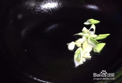 鸡丁炒土豆是怎么做的?家常教程