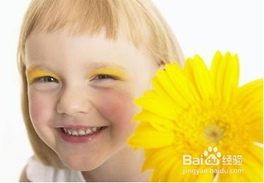 防范小朋友六龄齿的注意事项