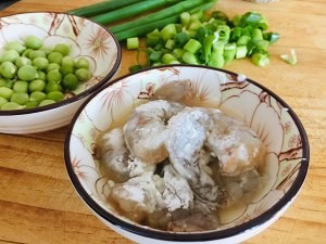 虾仁豆腐汤的做法