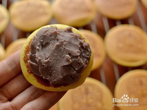 自制多啦a梦的铜锣烧饼干