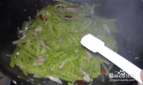 家常菜菜谱12：莴笋炒肉