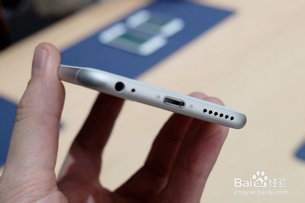 网上买的苹果iphone手机不开机怎么办