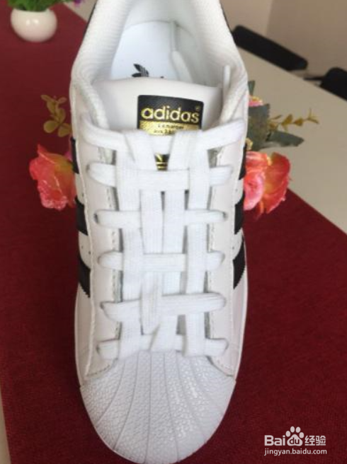 如何花样绑鞋带