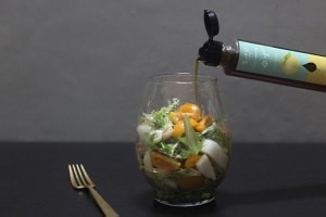 怎么做柚香虾仁果蔬沙拉