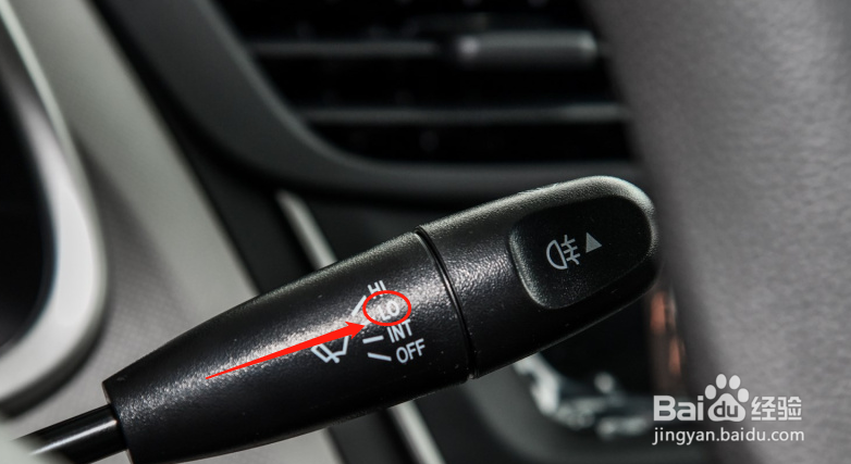 雪佛兰汽车的雨刮器如何调节