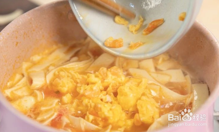 11个月宝宝补铁补钙补锌---海米鸡蛋紫菜面片汤