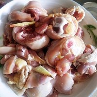 鸡腿肉炖土豆的家常做法