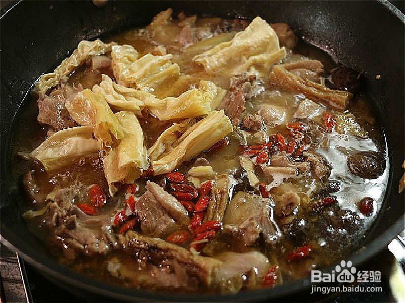 怎样做出家常菜系列之麻油姜母鸭