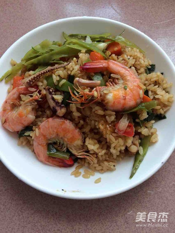 鲜虾鱿鱼饭的做法