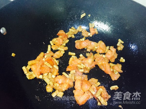 香椿炒饭的做法