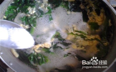 如何做菠菜鸡蛋清淡汤