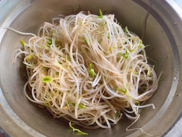 豆芽这样做好吃又下饭