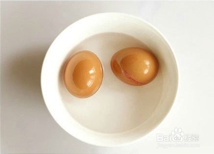 怎样腌制“闲的要命，富得流油”的咸鸡蛋/鸭蛋~