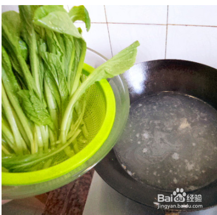 怎么做咸蛋芥菜汤面
