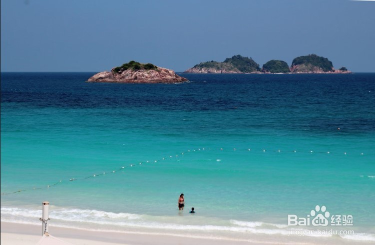 与男友到热浪岛旅游