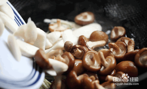 香菇炒肉的做法