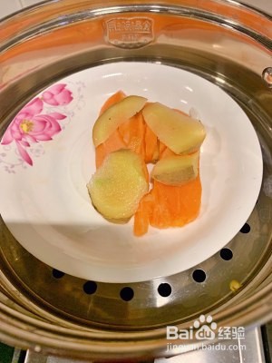 如何做出好吃的三文鱼炒饭