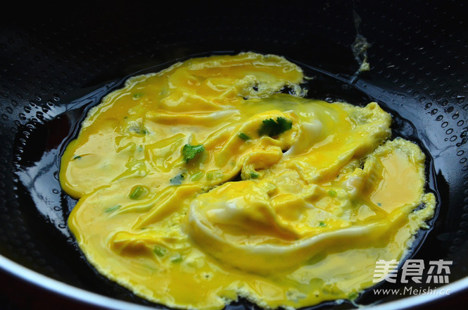 香辣卷心菜炒鸡蛋