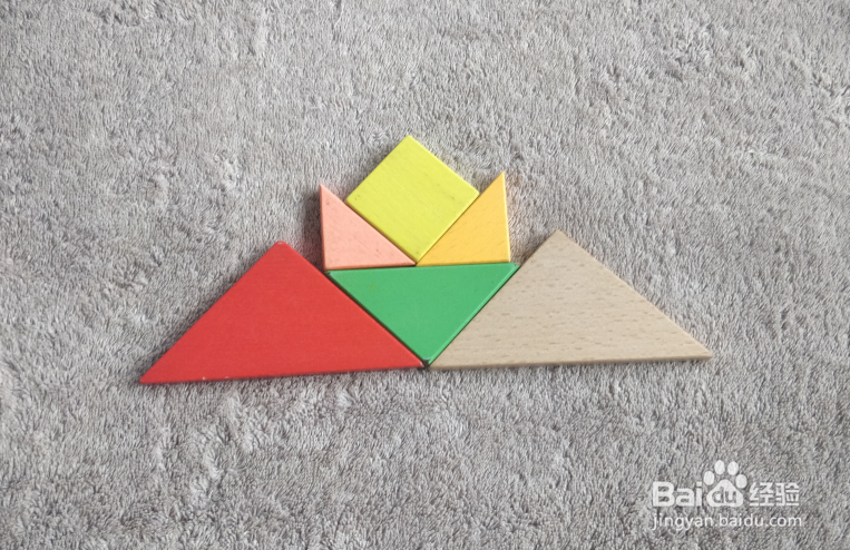 小岛用七巧板怎么拼?