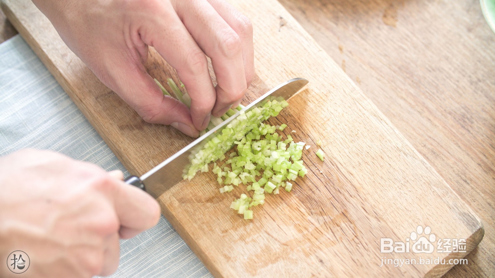 鸡肉虾皮蔬菜饼