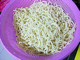 家常面条私家简易炸酱面