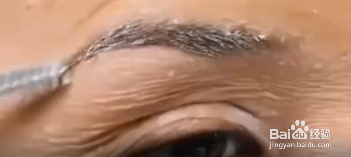 如何画出神奇的妆容