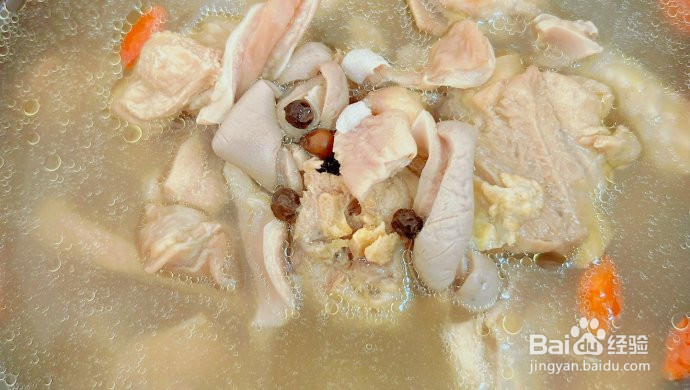 花椒猪肚鸡汤的做法