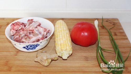 家常菜 - 西红柿玉米排骨汤