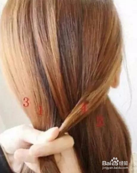 美发四股辫编法