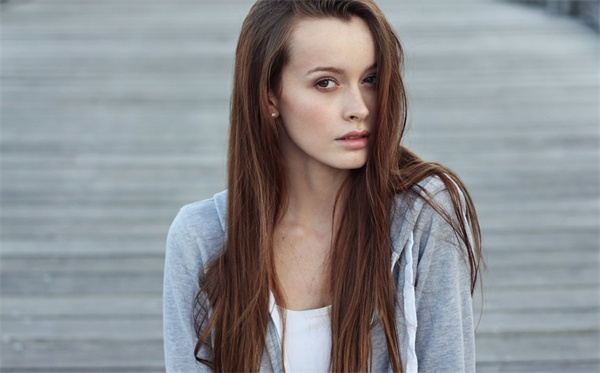 角质层薄红血丝用什么护肤品?修复受损肌肤红血丝护肤品推荐