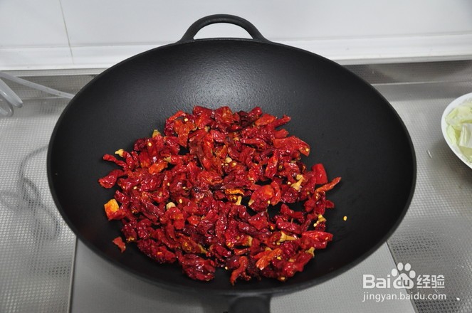 如何做酸辣白菜？