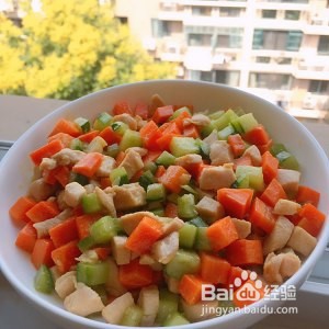 胡萝卜黄瓜鸡胸肉的美味做法