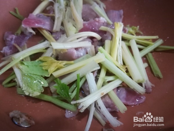 怎么做香芹炒粉利