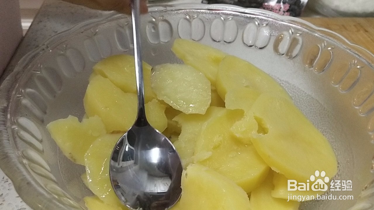 超长拉丝的爆浆芝士土豆球