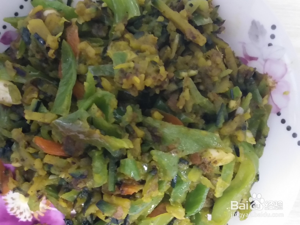 小南瓜丝炒青椒的家常做法