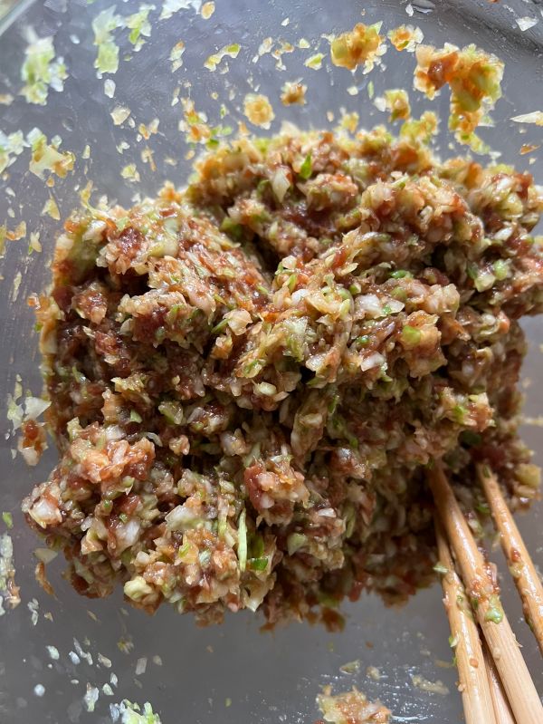 圆白菜猪肉饺子