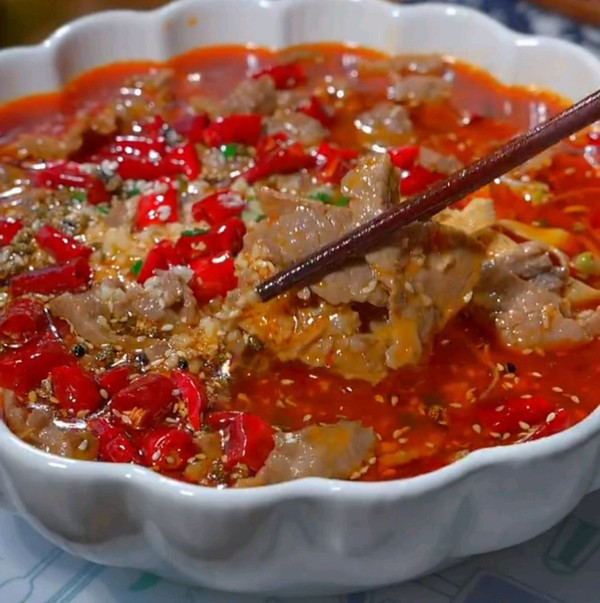 酒楼特色水煮牛肉