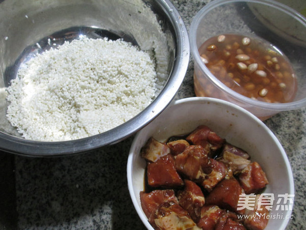 排骨花生米糯米粽