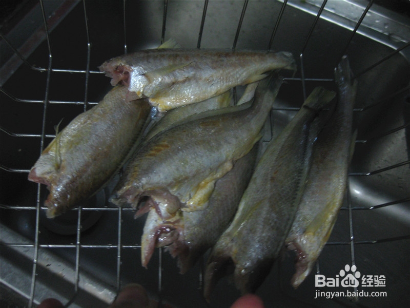 鱼可以这样做——红烧罐头黄花鱼