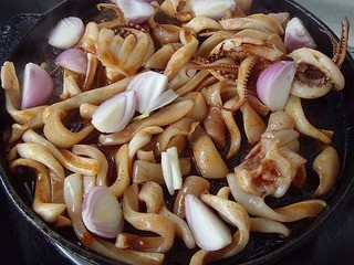 铁板鱿鱼家常做法