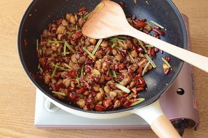 河南特色-辣子鸡的做法