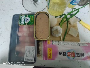 好吃的蒜香肥牛面