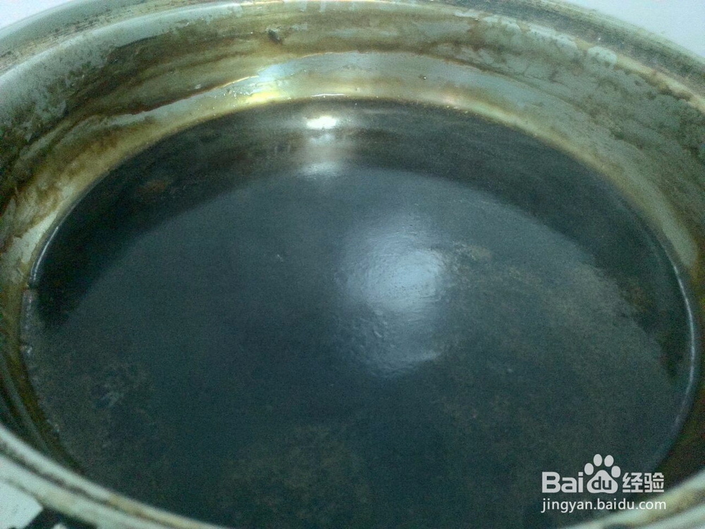 自制清凉解暑的黑凉粉