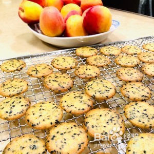 黑芝麻鸡蛋小饼干