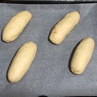 麦香肉松面包怎么做